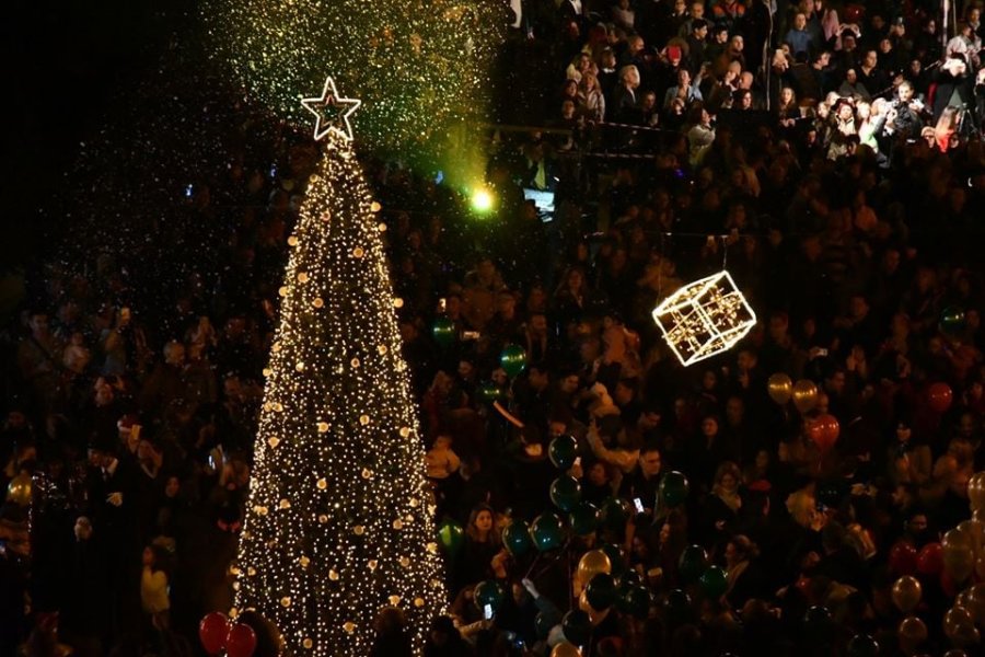 Χριστουγεννιάτικο δέντρο Ναύπλιο