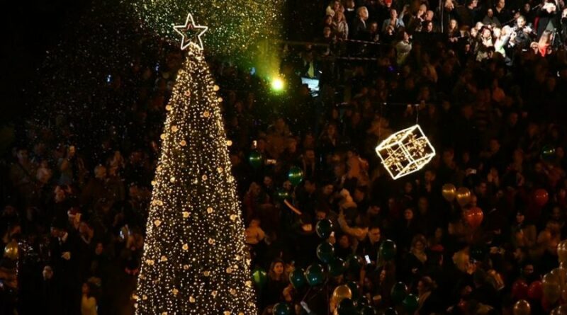 Χριστουγεννιάτικο δέντρο Ναύπλιο
